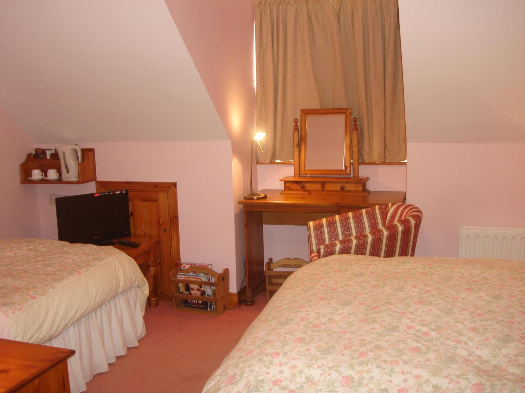 Rosmo House B&B เวสต์พอร์ต ภายนอก รูปภาพ